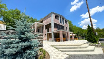 Tigran Garni House