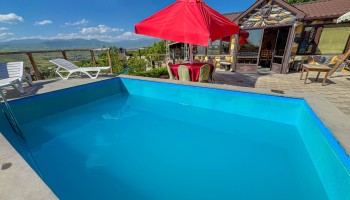 Nurnus Artur – Pool & Garden