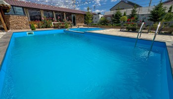 PG - Pool & Garden