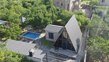 Aura Guest House