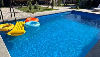 Hakobyans Pool