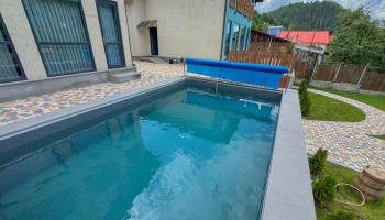 Two Double - Poolside Garden House