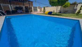Sky House Ptghni - Pool and Garden