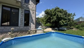 Ellen - Guest House