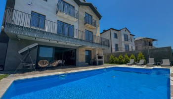 Pool House - Jrvezh