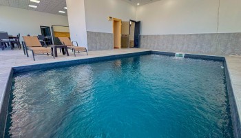 WK Voskevaz 1 - Inside Pool