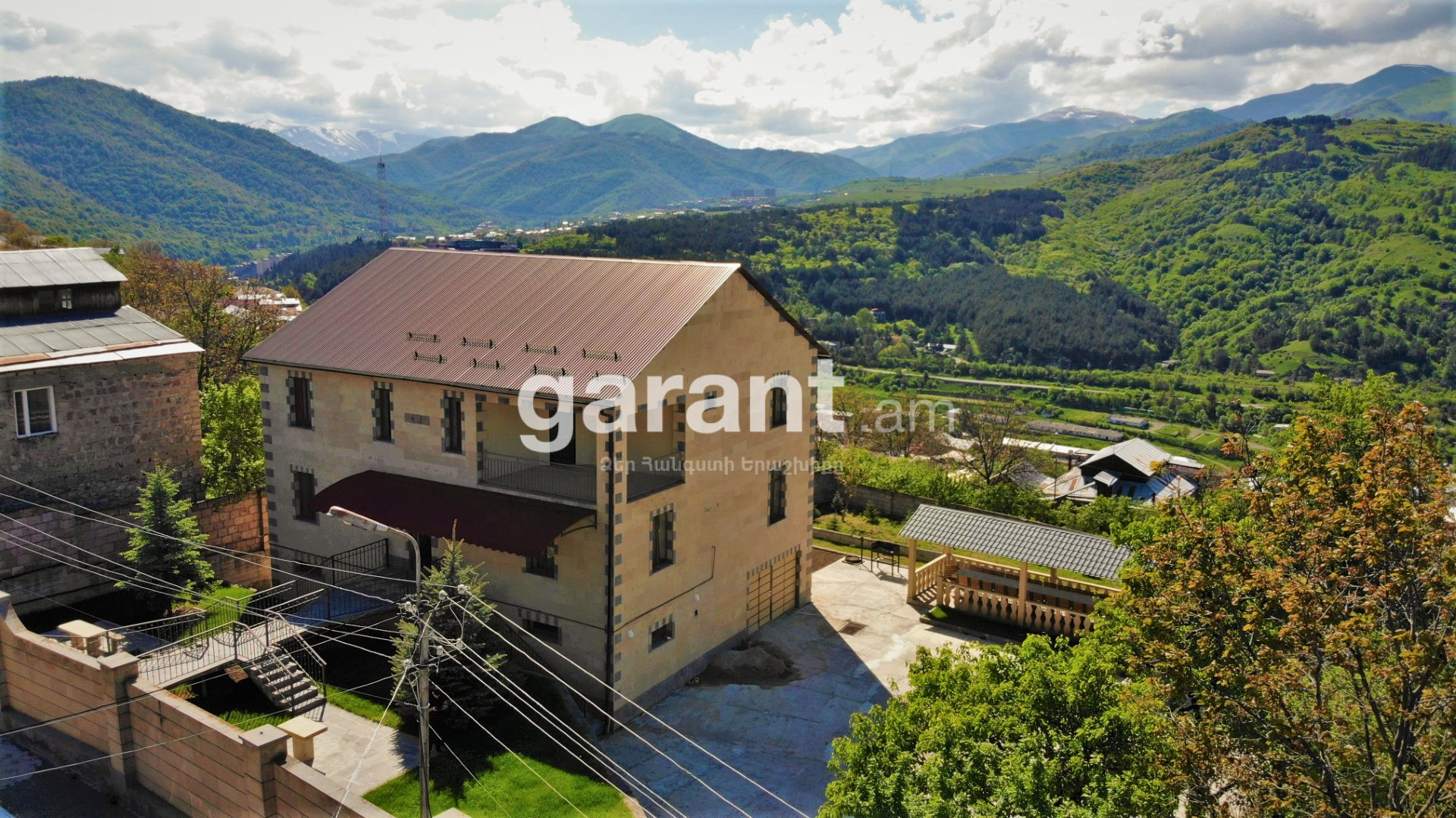 AnukiTanuki Villa Dilijan. Посуточная аренда. Վիլլաներ և Տներ. Garant.am