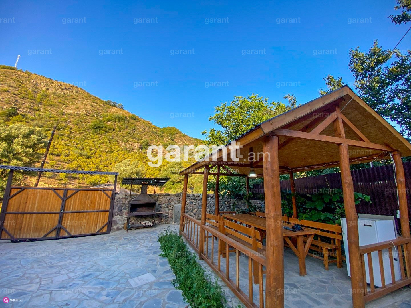 Nazlukhanyan’s Guesthouse Dzoravank. Посуточная аренда. Քոթեջներ