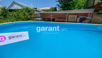 Gayane Eghvard Cheap – Pool & Garden