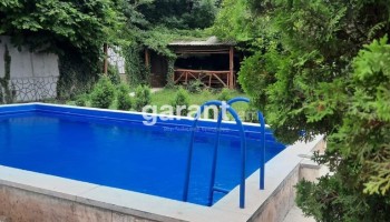 Ijevan House - Pool and Garden