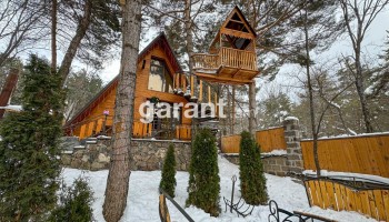 A Frame House – Big 2