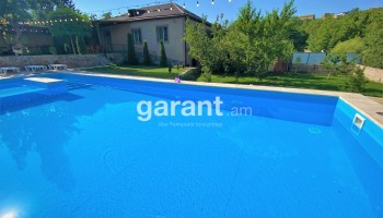 Garni Summer House - Pool and Garden
